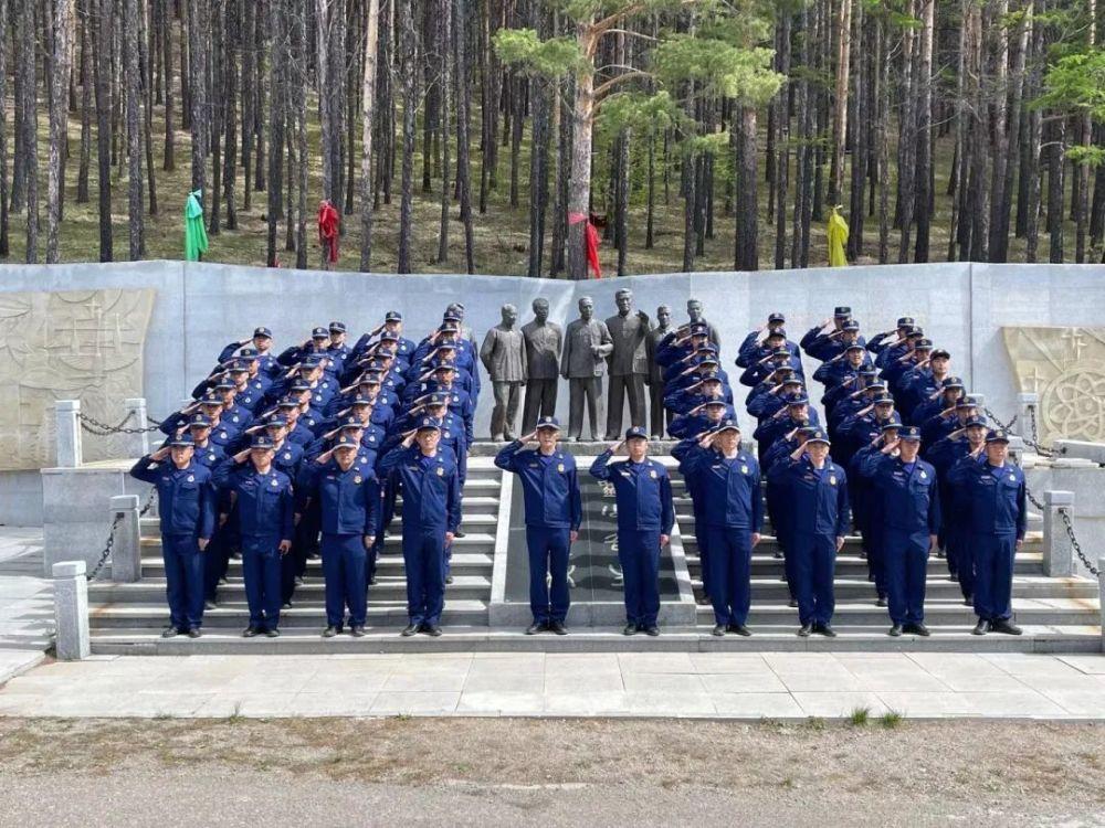 37名在宁留学生体验非遗手工 共度“冰雪中国年”