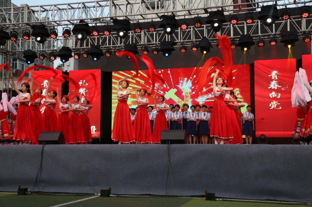 炖肉的炒糖色怎么弄游戏画面